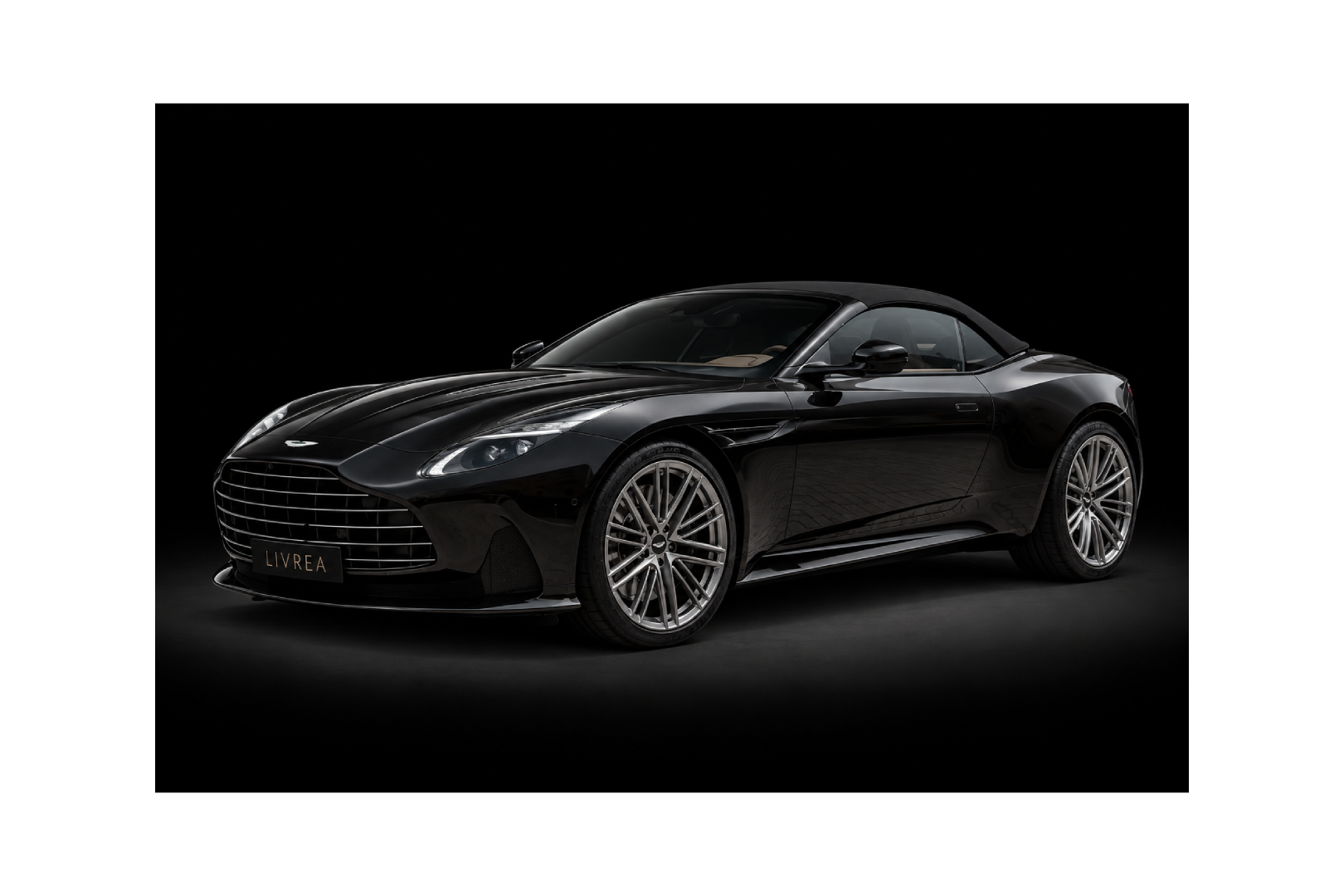 Aston Martin DB12