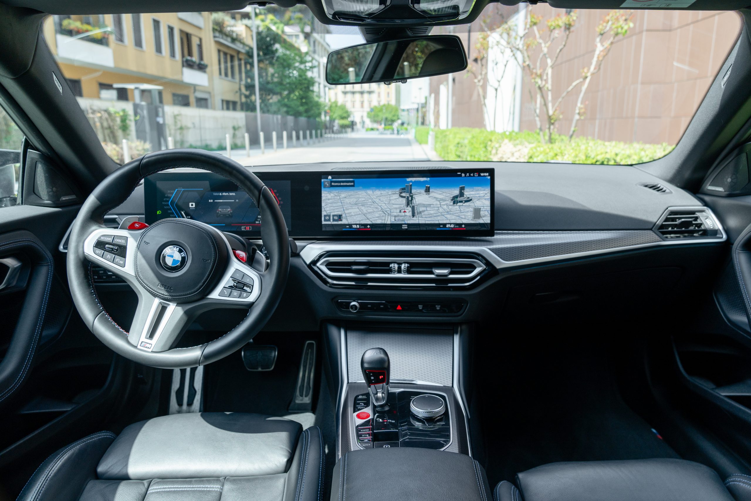 BMW M2 vista 9